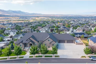6828 W Vista Springs Dr, Herriman, UT 84096 - Photo 53