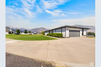 5423 W Pebble Ln, Highland, UT 84003 - Photo 73