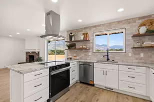 5423 W Pebble Ln, Highland, UT 84003 - Photo 11
