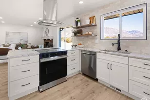 5423 W Pebble Ln, Highland, UT 84003 - Photo 25