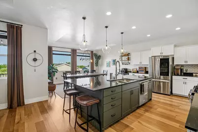 7901 N Cobblerock Rd E, Lake Point, UT 84074 - Photo 15