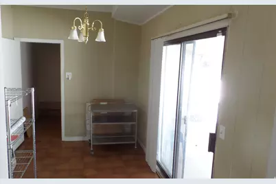 6113 S 2795 W, Taylorsville, UT 84129 - Photo 9
