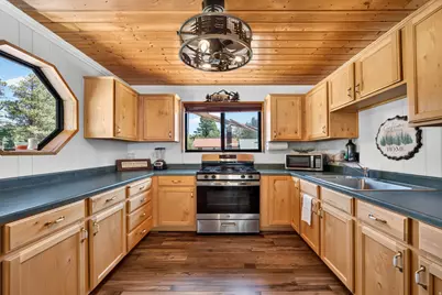 1265 W Strawberry Point Rd, Duck Creek Village, UT 84762 - Photo 9