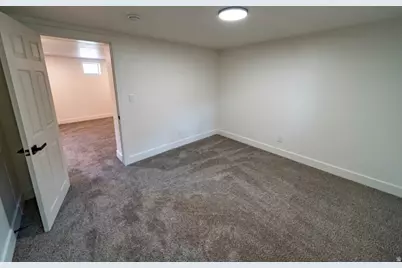 328 S Carbon Ave, Price, UT 84501 - Photo 45