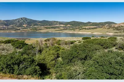 411 E Kayak Dr #211, Hideout, UT 84036 - Photo 11