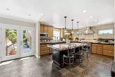 6259 S Boxwood Rd E, Holladay, UT 84121 - Photo 11