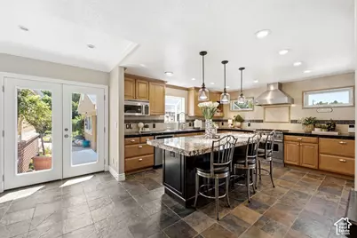6259 S Boxwood Rd E, Holladay, UT 84121 - Photo 7