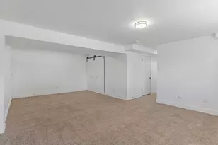 9443 S Electra St, Sandy, UT 84094 - Photo 17