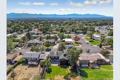 9443 S Electra St, Sandy, UT 84094 - Photo 25