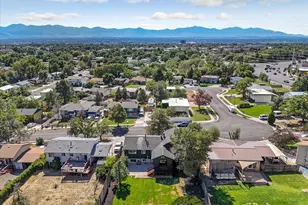 9443 S Electra St, Sandy, UT 84094 - Photo 25