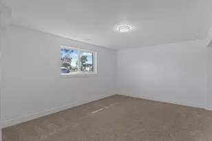 9443 S Electra St, Sandy, UT 84094 - Photo 19
