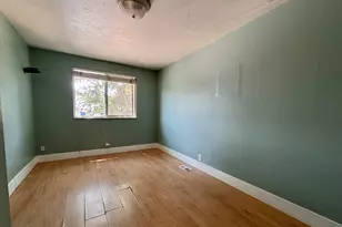 2216 W Heatherglen Dr, Taylorsville, UT 84129 - Photo 11