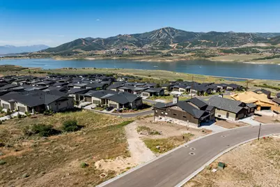 512 E Kayak Dr #309, Hideout, UT 84036 - Photo 9