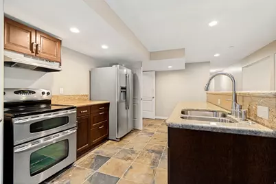 14866 S Village Vista Dr, Draper, UT 84020 - Photo 59