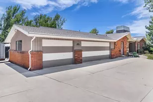 2128 E 11270 S, Sandy, UT 84092 - Photo 43
