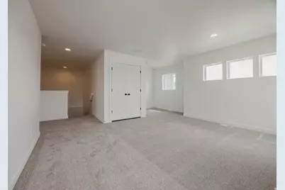 5233 S Paramount Dr, Riverdale, UT 84405 - Photo 21