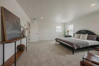 5233 S Paramount Dr, Riverdale, UT 84405 - Photo 13