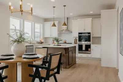 5233 S Paramount Dr, Riverdale, UT 84405 - Photo 5
