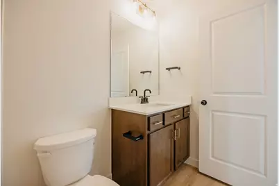 5233 S Paramount Dr, Riverdale, UT 84405 - Photo 27