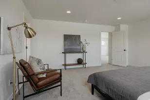 5233 S Paramount Dr, Riverdale, UT 84405 - Photo 15