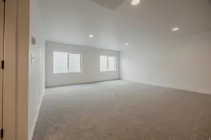 5233 S Paramount Dr, Riverdale, UT 84405 - Photo 31