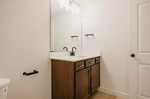 5233 S Paramount Dr, Riverdale, UT 84405 - Photo 39