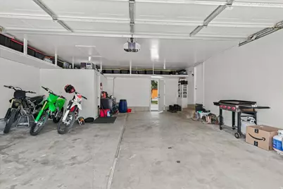 335 W Center St, Smithfield, UT 84335 - Photo 33