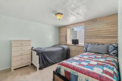 335 W Center St, Smithfield, UT 84335 - Photo 25