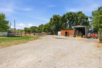 335 W Center St, Smithfield, UT 84335 - Photo 35