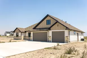 10852 N 8325 W, Tremonton, UT 84337 - Photo 3