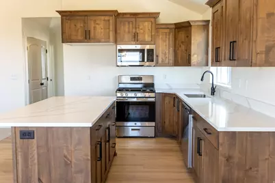 10852 N 8325 W, Tremonton, UT 84337 - Photo 15