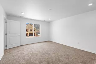 2213 S Wolverine Way, Washington, UT 84780 - Photo 29