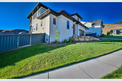 1722 W Oakridge Cir, Lehi, UT 84043 - Photo 3