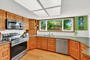 9035 S 1700 E, Sandy, UT 84093 - Photo 7