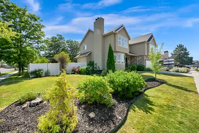 9035 S 1700 E, Sandy, UT 84093 - Photo 41