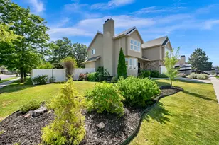 9035 S 1700 E, Sandy, UT 84093 - Photo 41