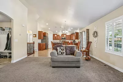 1438 W 2535 N, Clinton, UT 84015 - Photo 5