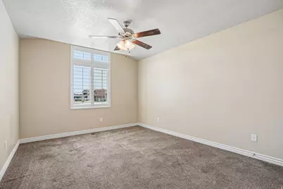 1438 W 2535 N, Clinton, UT 84015 - Photo 31