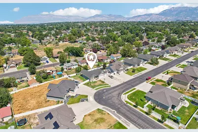 1438 W 2535 N, Clinton, UT 84015 - Photo 51