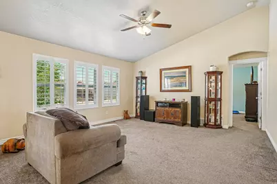 1438 W 2535 N, Clinton, UT 84015 - Photo 7