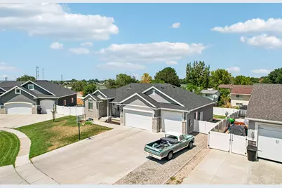 1438 W 2535 N, Clinton, UT 84015 - Photo 41