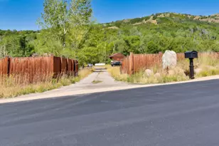 2891 N Evergreen Park Dr E, Huntsville, UT 84317 - Photo 57