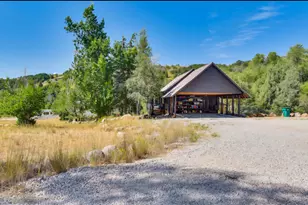 2891 N Evergreen Park Dr E, Huntsville, UT 84317 - Photo 31