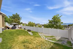 7043 S Sorrento Way, West Jordan, UT 84081 - Photo 19