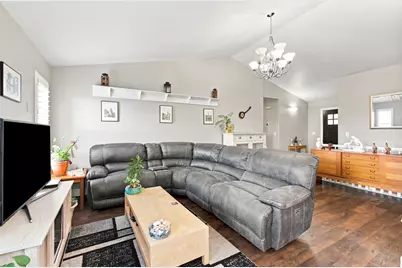 7043 S Sorrento Way, West Jordan, UT 84081 - Photo 5