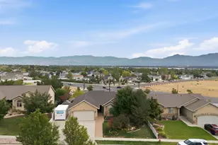 7043 S Sorrento Way, West Jordan, UT 84081 - Photo 3