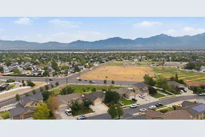 7043 S Sorrento Way, West Jordan, UT 84081 - Photo 21