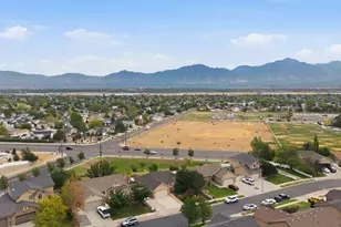 7043 S Sorrento Way, West Jordan, UT 84081 - Photo 21