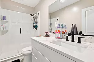 7452 S 5765 W, West Jordan, UT 84081 - Photo 37