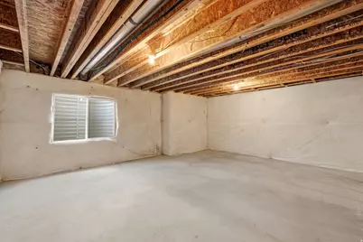 9289 S Castlebury Ct, Sandy, UT 84094 - Photo 23